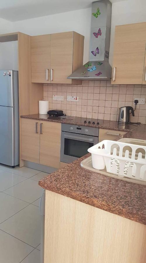 Andris Apartment Paralimni Exterior photo