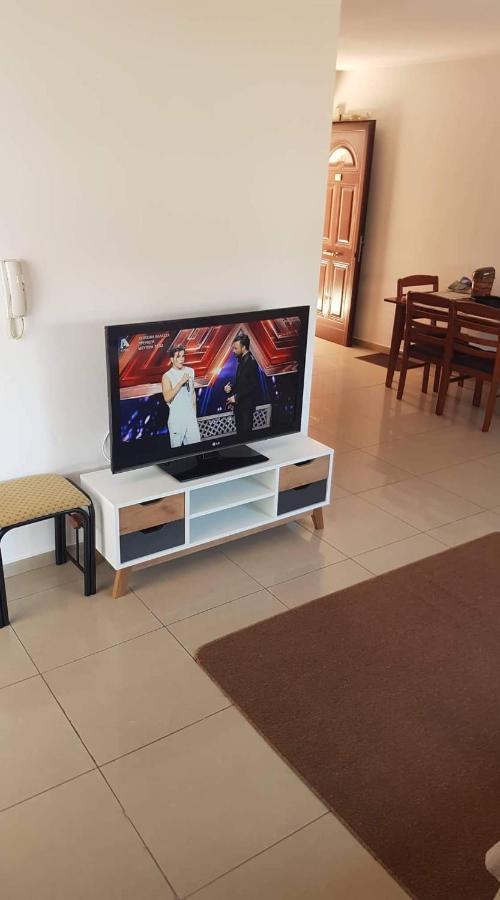 Andris Apartment Paralimni Exterior photo
